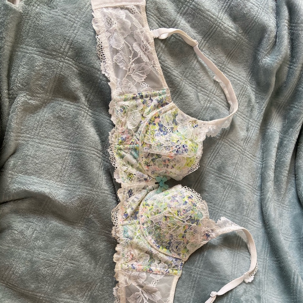 VS bra